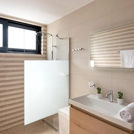 Aquarama Pool Apartments Ixia  Exterior photo
