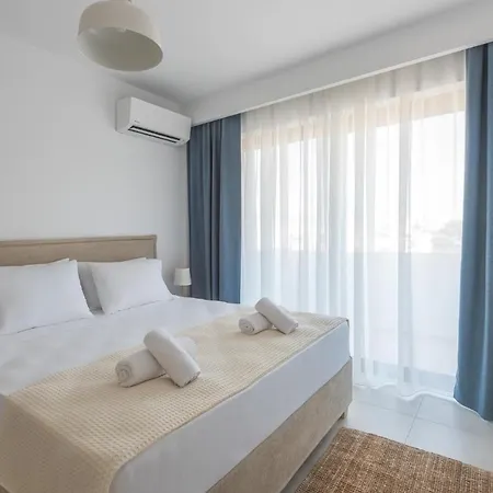 Aquarama Pool Apartments Ixia  Exterior photo