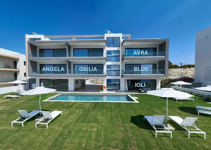 Aquarama Pool Apartments