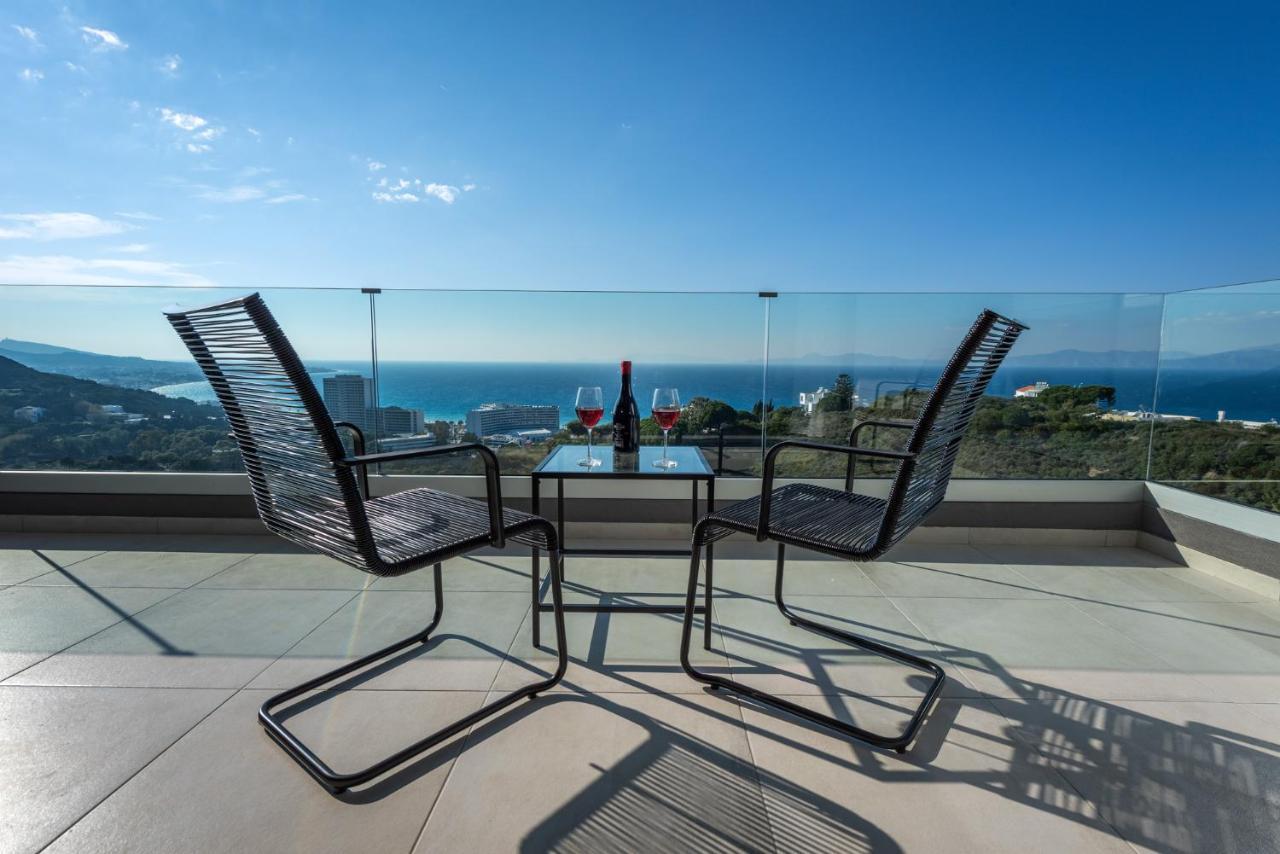 Aquarama Pool Apartmán *